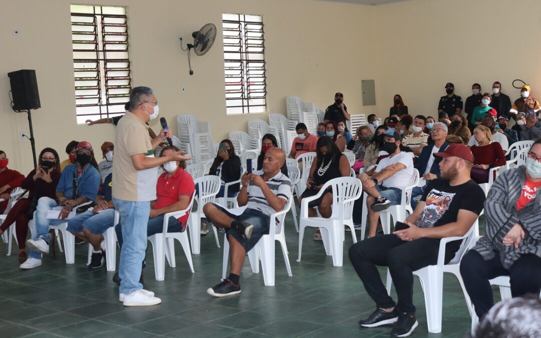 Dr. Nakano se reúne com população do Jacira e apresenta realizações da Gestão