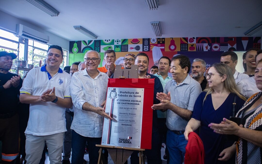 Governo Aprígio inaugura 2ª cozinha na Escola de Gastronomia em Taboão da Serra