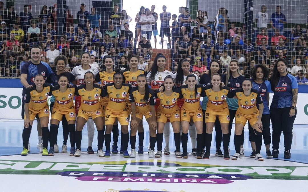 E.C. Taboão Magnus é vice-campeã da Supercopa Brasileira de Futsal Feminino