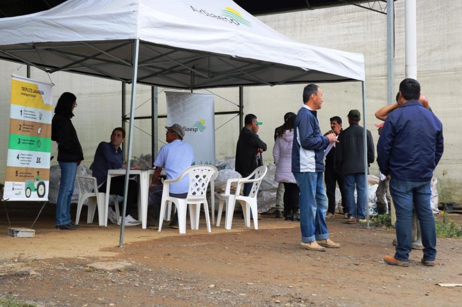 Dia do Campo Limpo – devolução das embalagens vazias de agrotóxicos