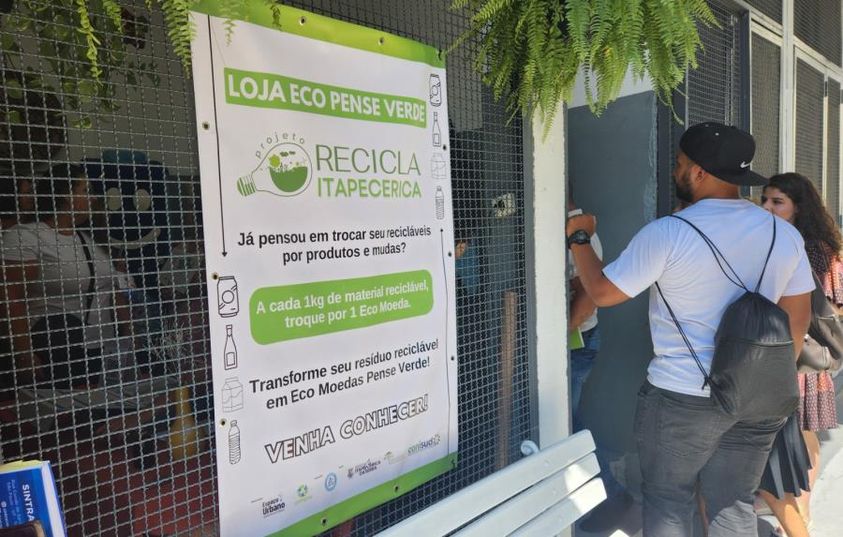 Loja Eco Troca “Pense Verde” arrecada 3,5 toneladas de recicláveis ​​em seis meses